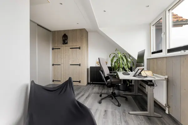 Zilvergloed 39, RHOON