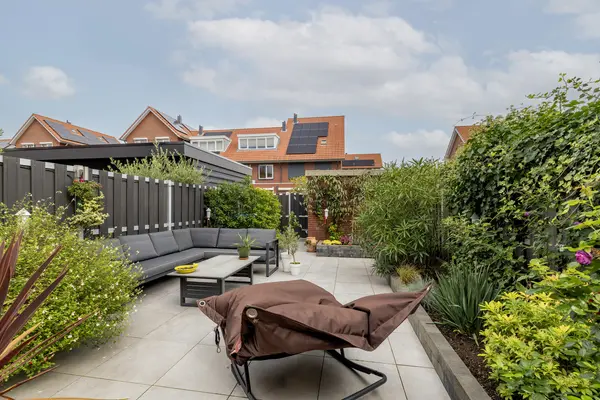 Zilvergloed 39, RHOON