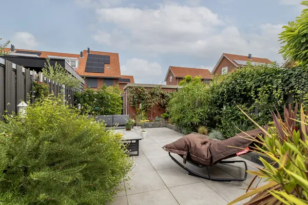 Zilvergloed 39, RHOON