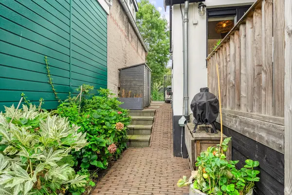 Dorpsstraat-oost 22, BARENDRECHT