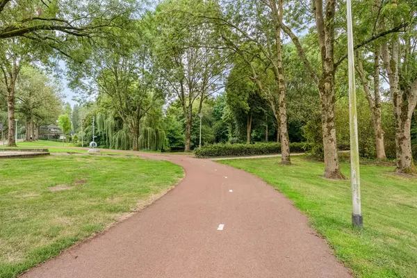 Dorpsstraat-oost 22, BARENDRECHT