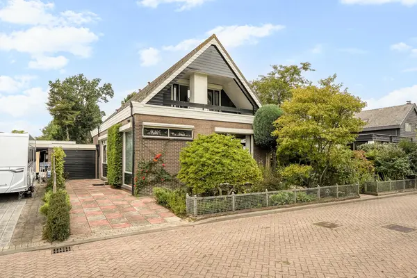 Oosteinde 1, HEERJANSDAM