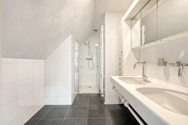 Oosteinde 1, HEERJANSDAM