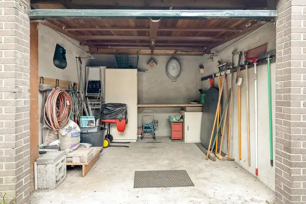 Oosteinde 1, HEERJANSDAM
