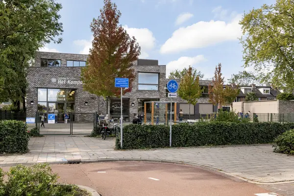 Schaatsbaan 47, BARENDRECHT