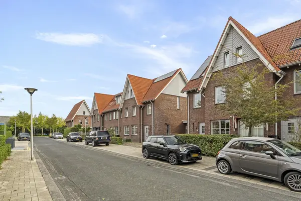 Weissenbruchlaan 11, RHOON