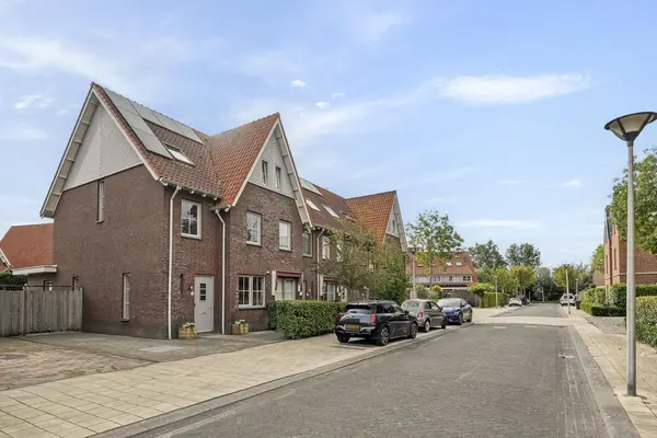 Weissenbruchlaan 11, RHOON