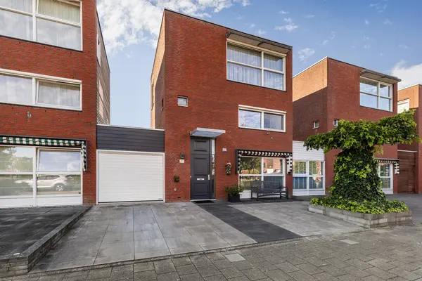 Kreeftwater 4, BARENDRECHT