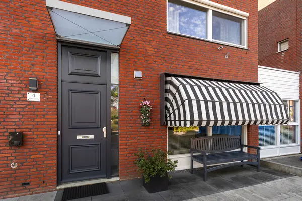 Kreeftwater 4, BARENDRECHT