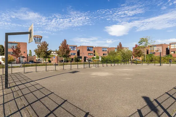Kreeftwater 4, BARENDRECHT