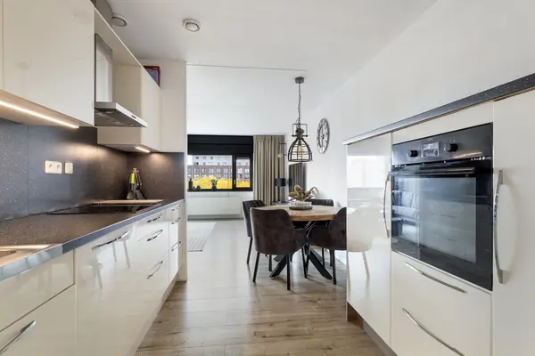 Middeldijkerplein 224, BARENDRECHT