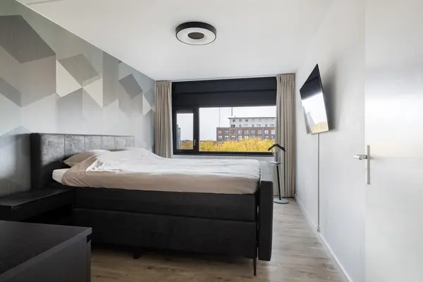 Middeldijkerplein 224, BARENDRECHT