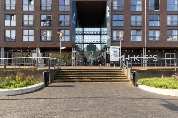 Middeldijkerplein 224, BARENDRECHT