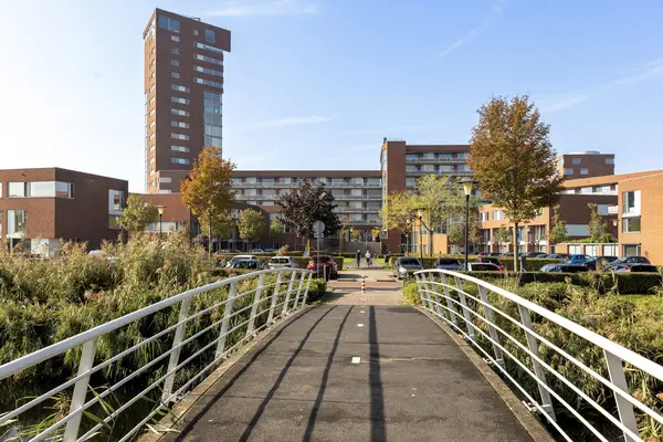 Middeldijkerplein 224, BARENDRECHT
