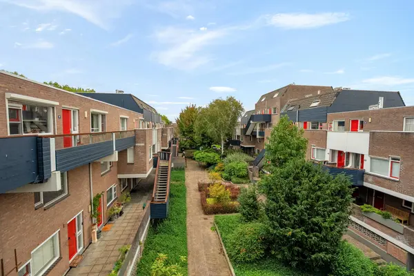 Doornenburg 110, DORDRECHT