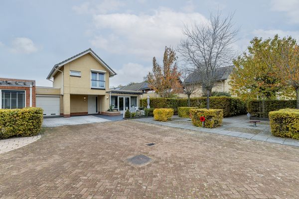 Van der Linden-akker 1, BARENDRECHT