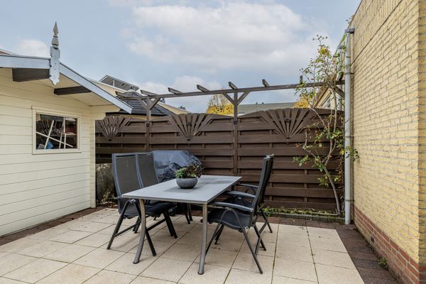 Van der Linden-akker 1, BARENDRECHT