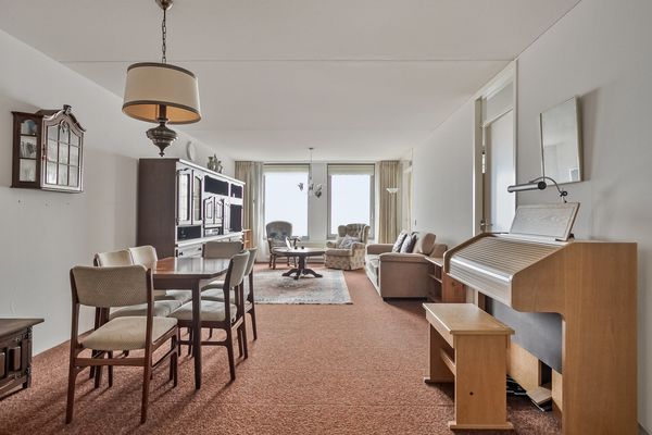 Middeldijkerplein 136