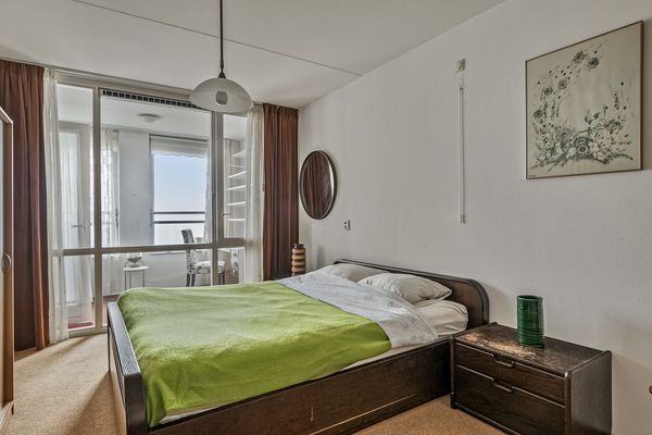 Middeldijkerplein 136, BARENDRECHT