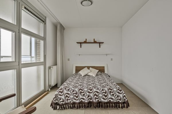 Middeldijkerplein 136, BARENDRECHT