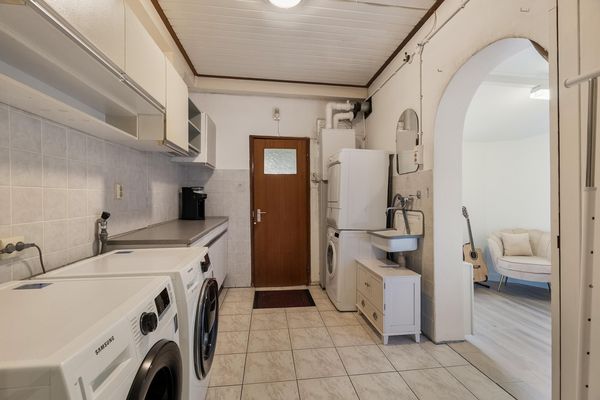 Voordijk 518, BARENDRECHT