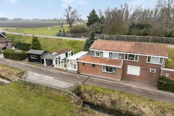 Lindtsedijk 23, HEERJANSDAM