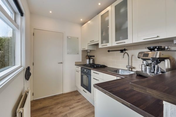 Juliana van Stolbergstraat 9, ZWIJNDRECHT