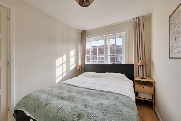 Juliana van Stolbergstraat 9, ZWIJNDRECHT