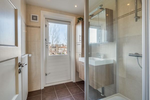 Juliana van Stolbergstraat 9, ZWIJNDRECHT