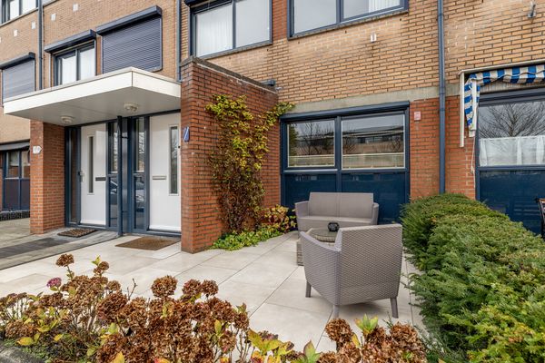 Cantatelaan 27, BARENDRECHT