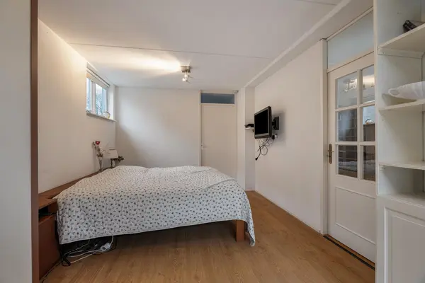 Van der Meulenstraat 32, BARENDRECHT