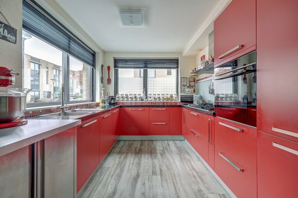 Leeuwenburg 40, BARENDRECHT