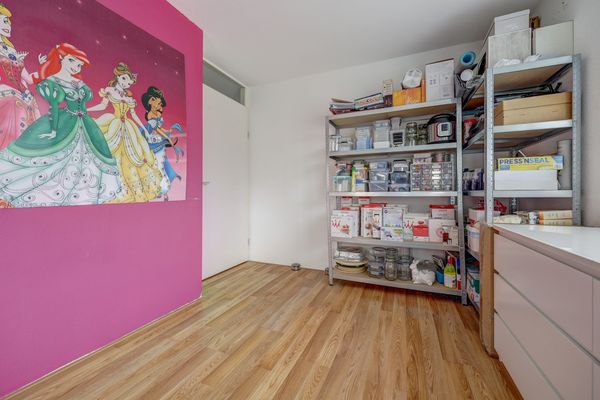 Leeuwenburg 40, BARENDRECHT