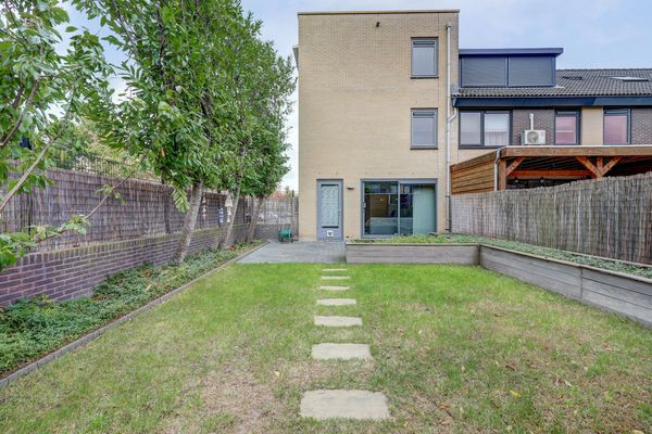 Leeuwenburg 40, BARENDRECHT