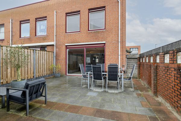 Zuidzijdsedijk 140, HOOGVLIET ROTTERDAM