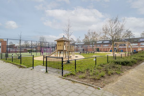 Zuidzijdsedijk 140, HOOGVLIET ROTTERDAM