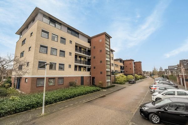 Serenadelaan 85, BARENDRECHT