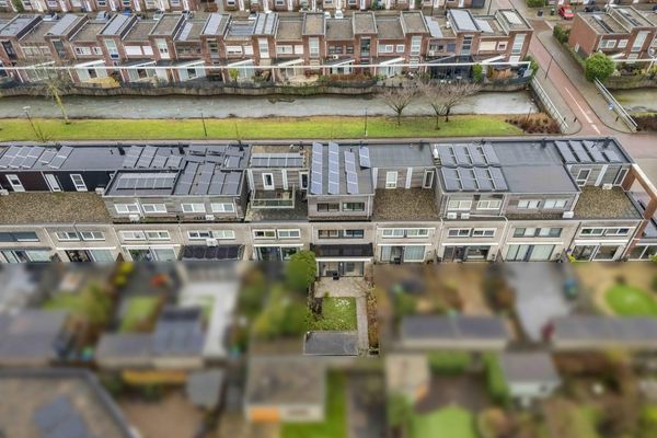 Zalmwater 79, BARENDRECHT