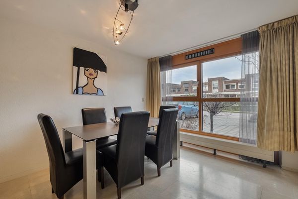 Zalmwater 79, BARENDRECHT