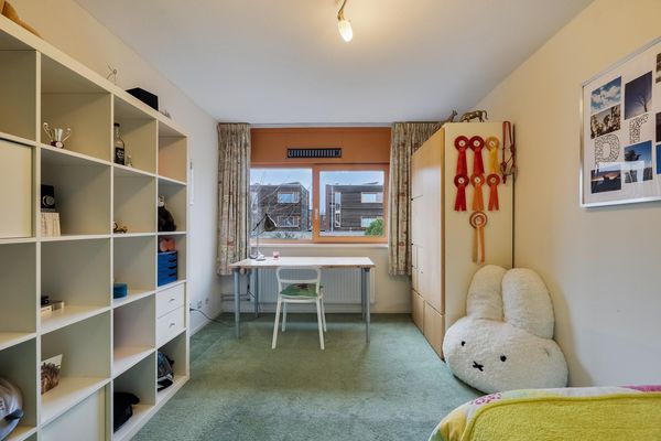 Zalmwater 79, BARENDRECHT