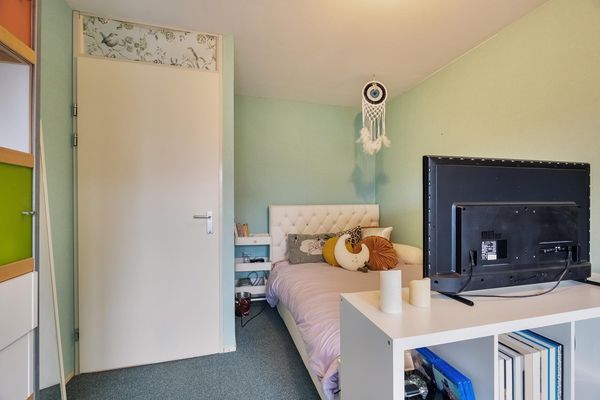 Zalmwater 79, BARENDRECHT