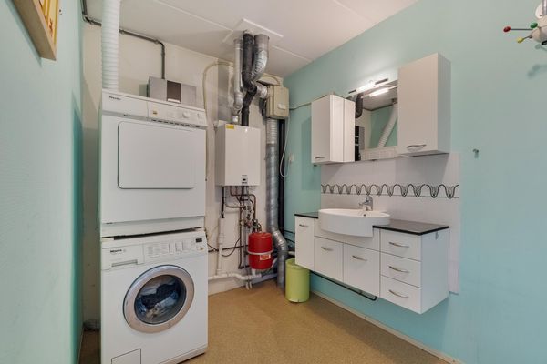 Zalmwater 79, BARENDRECHT