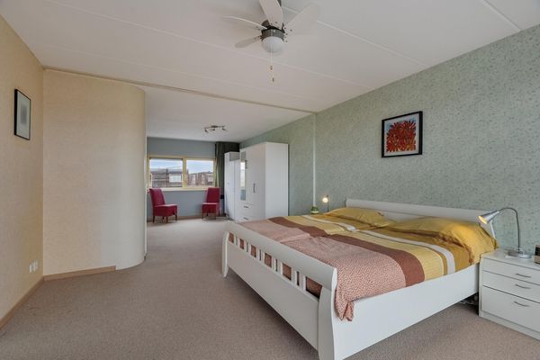 Zalmwater 79, BARENDRECHT