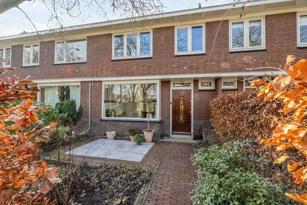 Prins Bernhardstraat 56