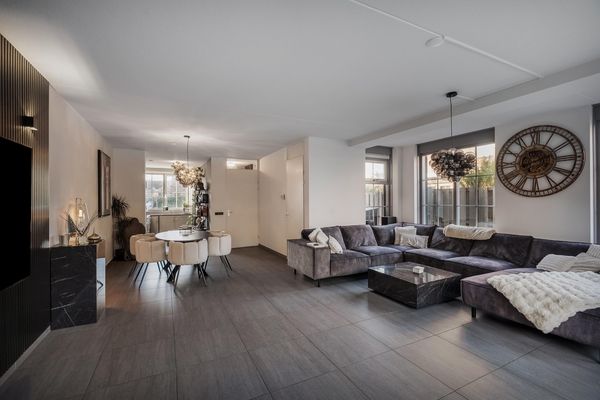 Weissenbruchlaan 1, RHOON