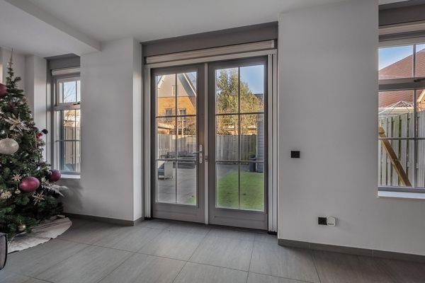 Weissenbruchlaan 1, RHOON