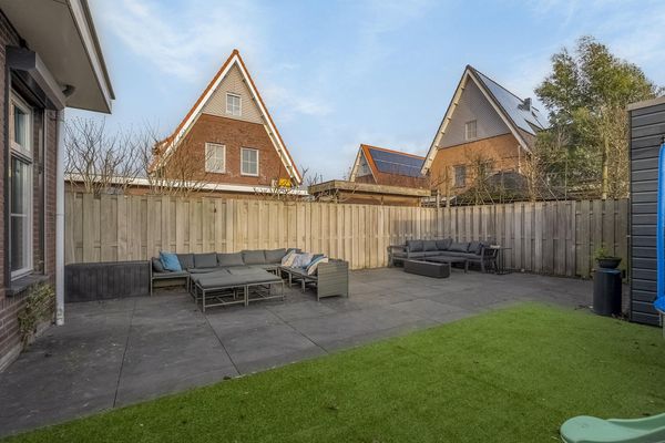 Weissenbruchlaan 1, RHOON