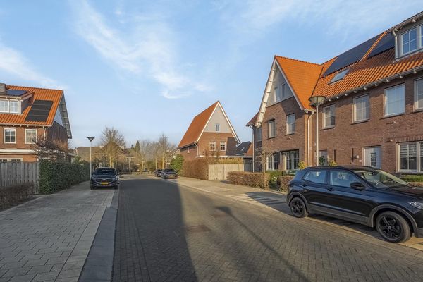 Weissenbruchlaan 1, RHOON