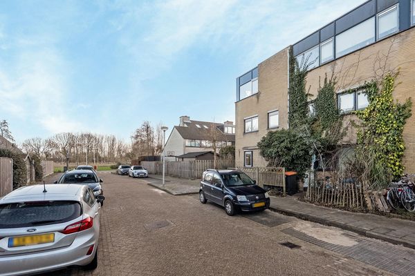 Rietdekker 40, POORTUGAAL