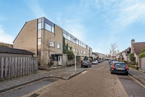 Rietdekker 40, POORTUGAAL